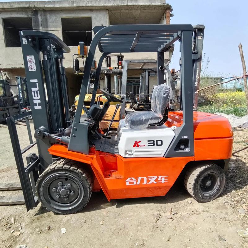 【全網(wǎng)熱銷】虧本處理 高品質(zhì)二手合力3噸大型叉車，助力企業(yè)降本增效
