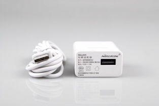 光影的藝術與科技的碰撞 耐爾金phantom無線充電臺燈試用體驗